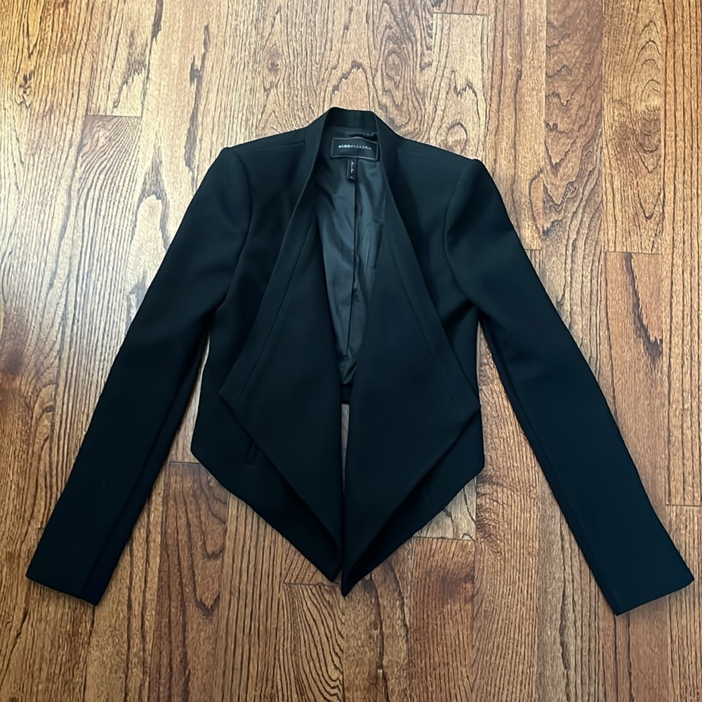 BCBGMaxAzria: Hi-Low Crop Blazer (XS)